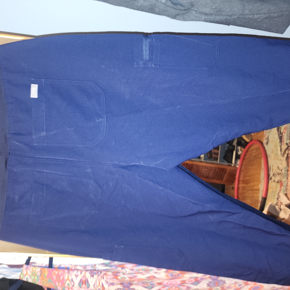 FIGS Navy High Waisted Yoga Pants - Picture 7 of 7